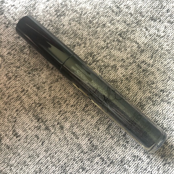 Kylie Cosmetics Kymajesty Liquid Lipstick - Picture 4 of 5